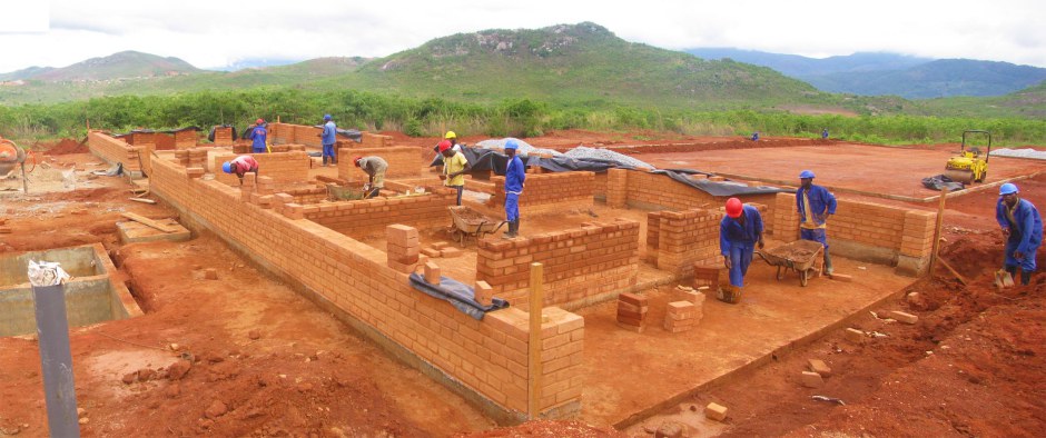 manica-community-centre_building-in-progress