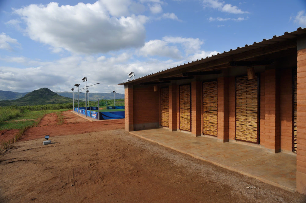 Manica Community Centre_earth architecture