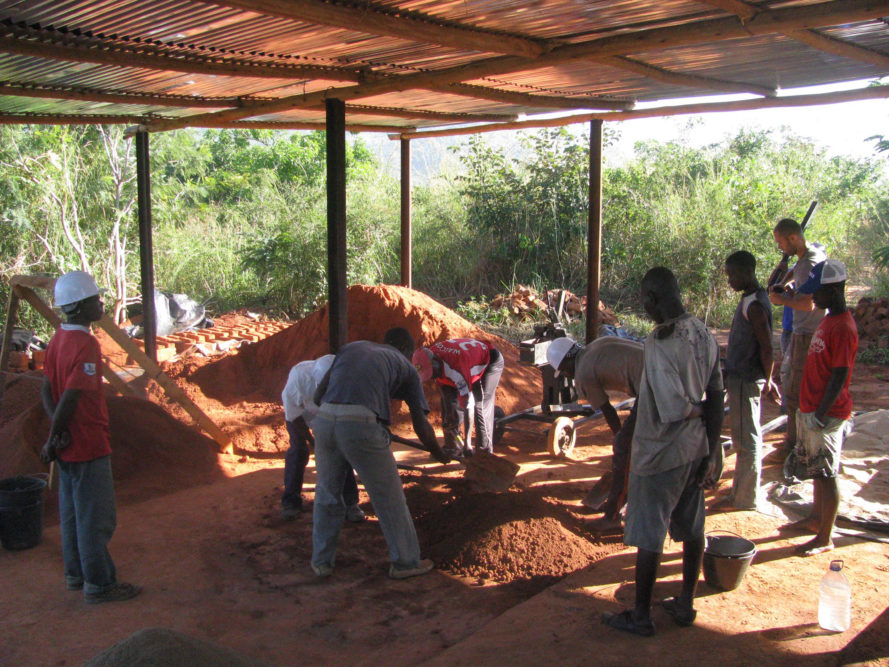 Manica Community Centre_earth architecture