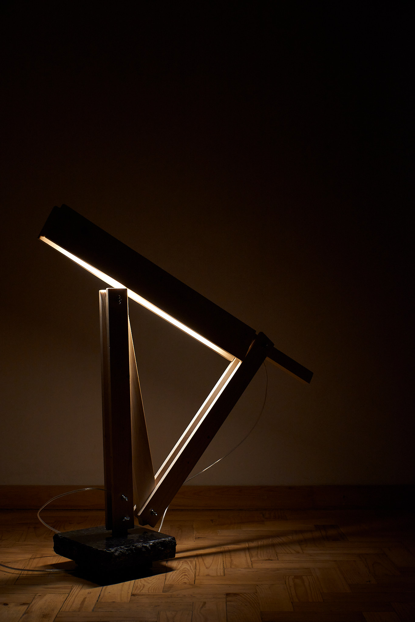 Articulated lamp